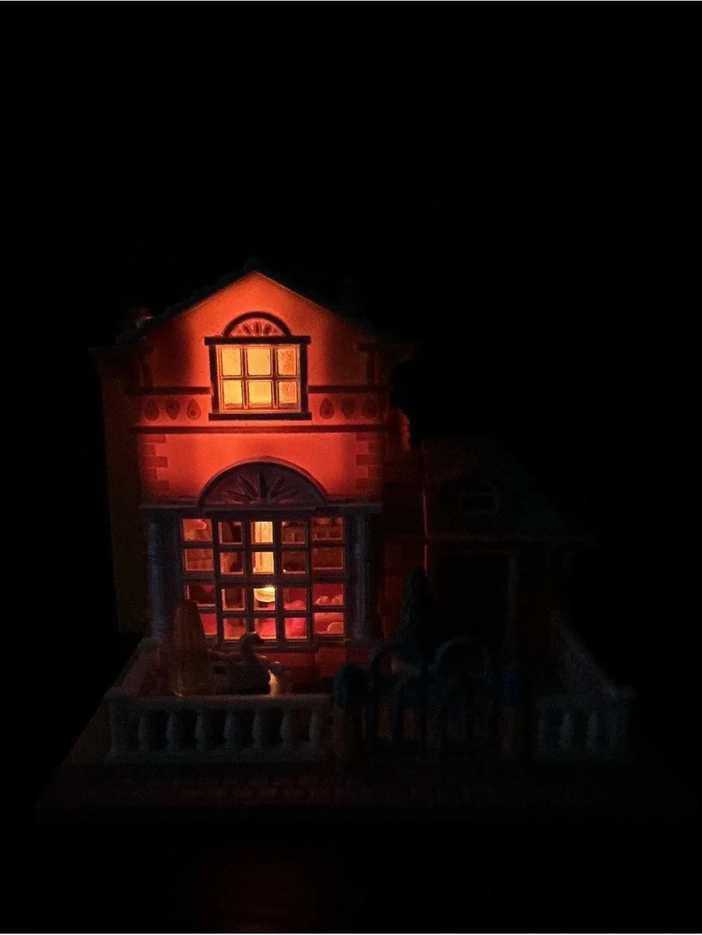 Vintage 1994 Bluebird Poly Pocket Light Up Hotel, Some Lights Work, No Figures